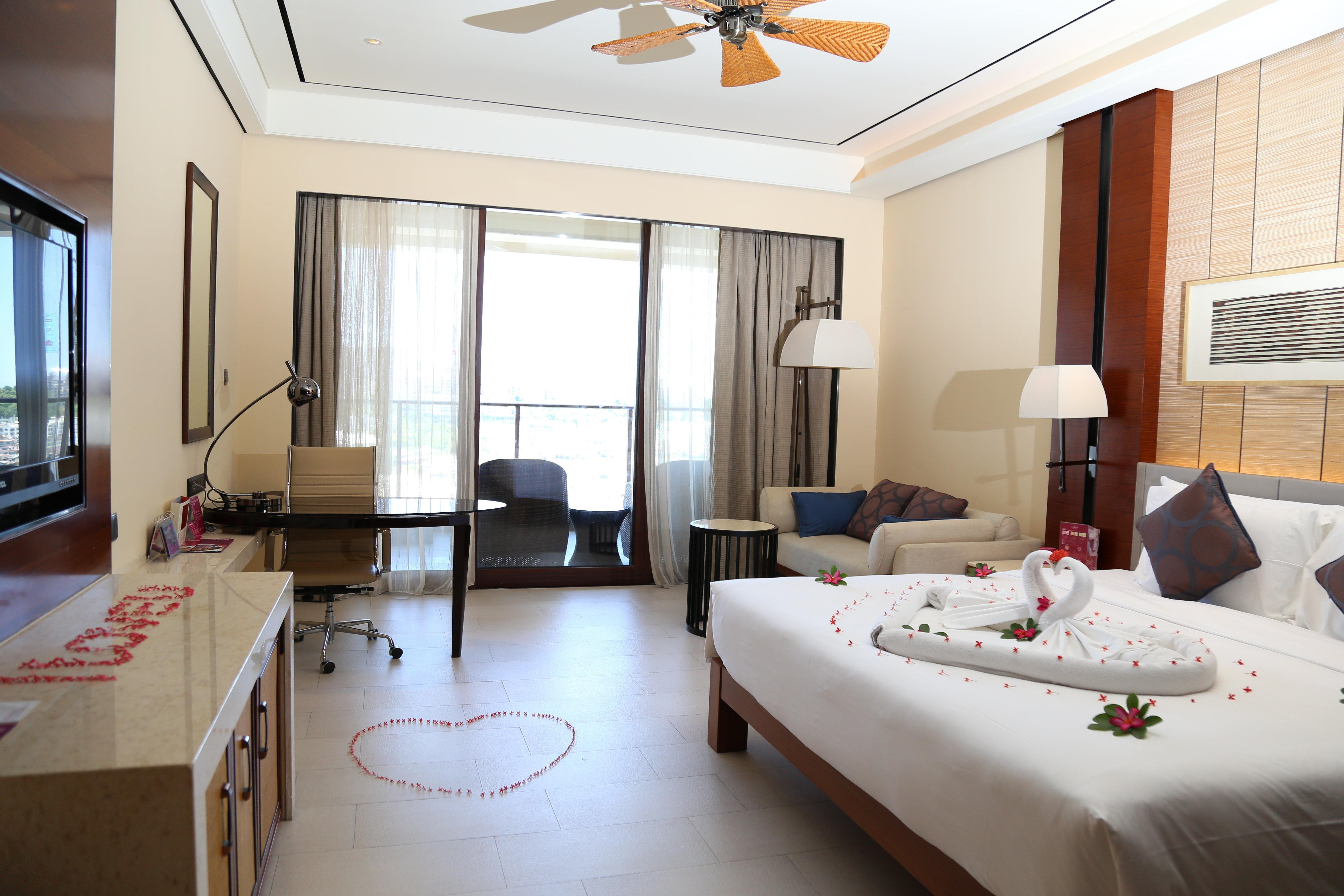 Crowne Plaza Sanya City Center By Ihg Bagian luar foto