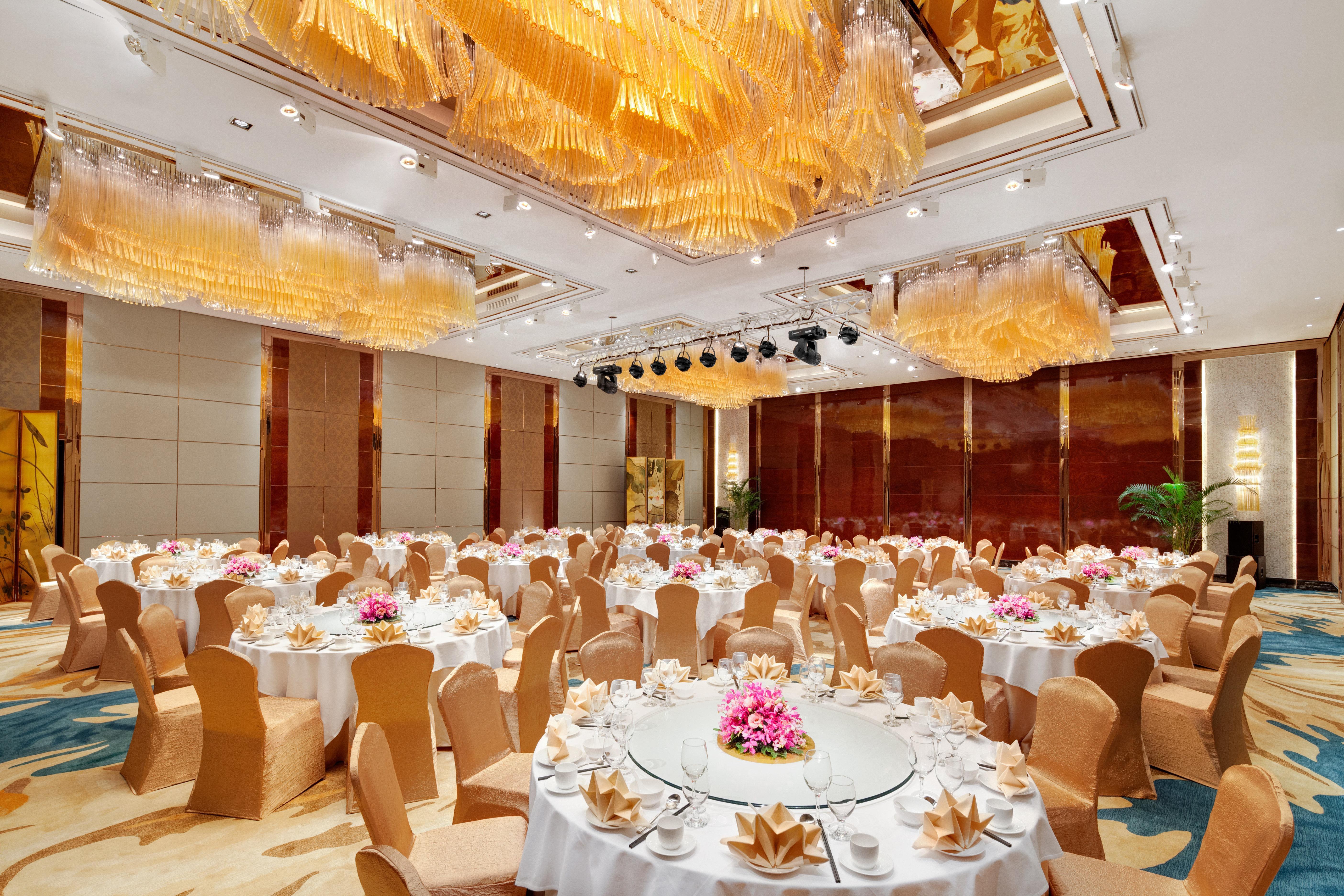 Crowne Plaza Sanya City Center By Ihg Bagian luar foto